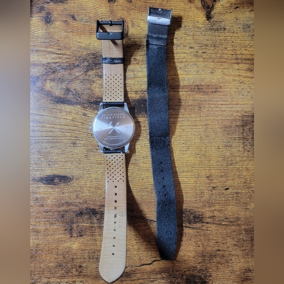 Elliot Havok wristwatch in EUC - Picture 8 of 8